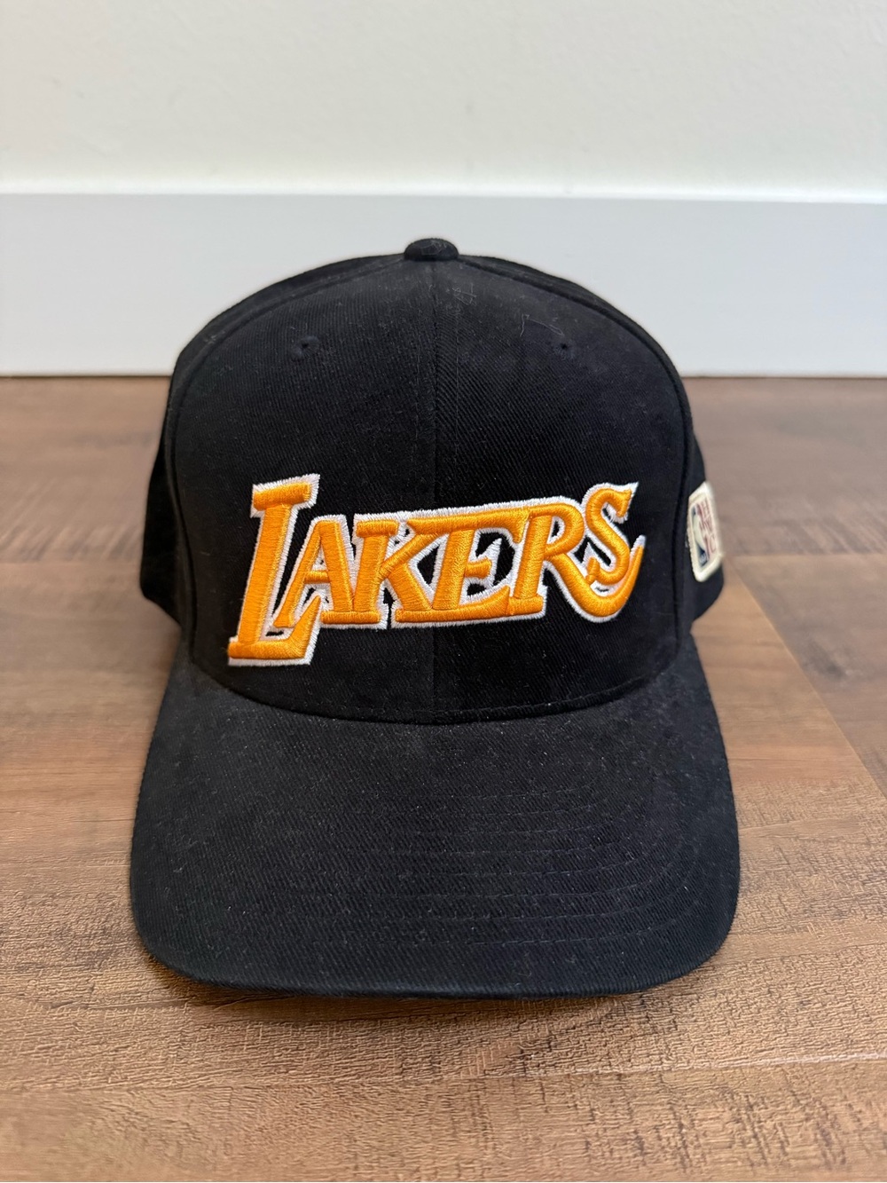 Mitchell & Ness Black Lakers Hat